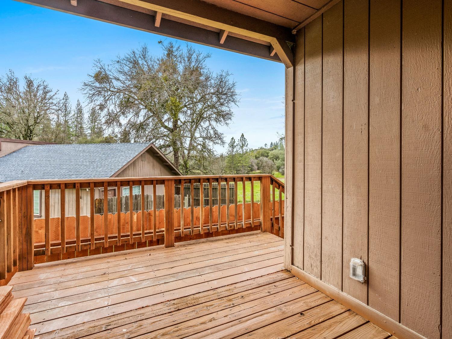 Detail Gallery Image 12 of 32 For 8148 Mt Aukum Rd, Somerset,  CA 95684 - 2 Beds | 1/1 Baths