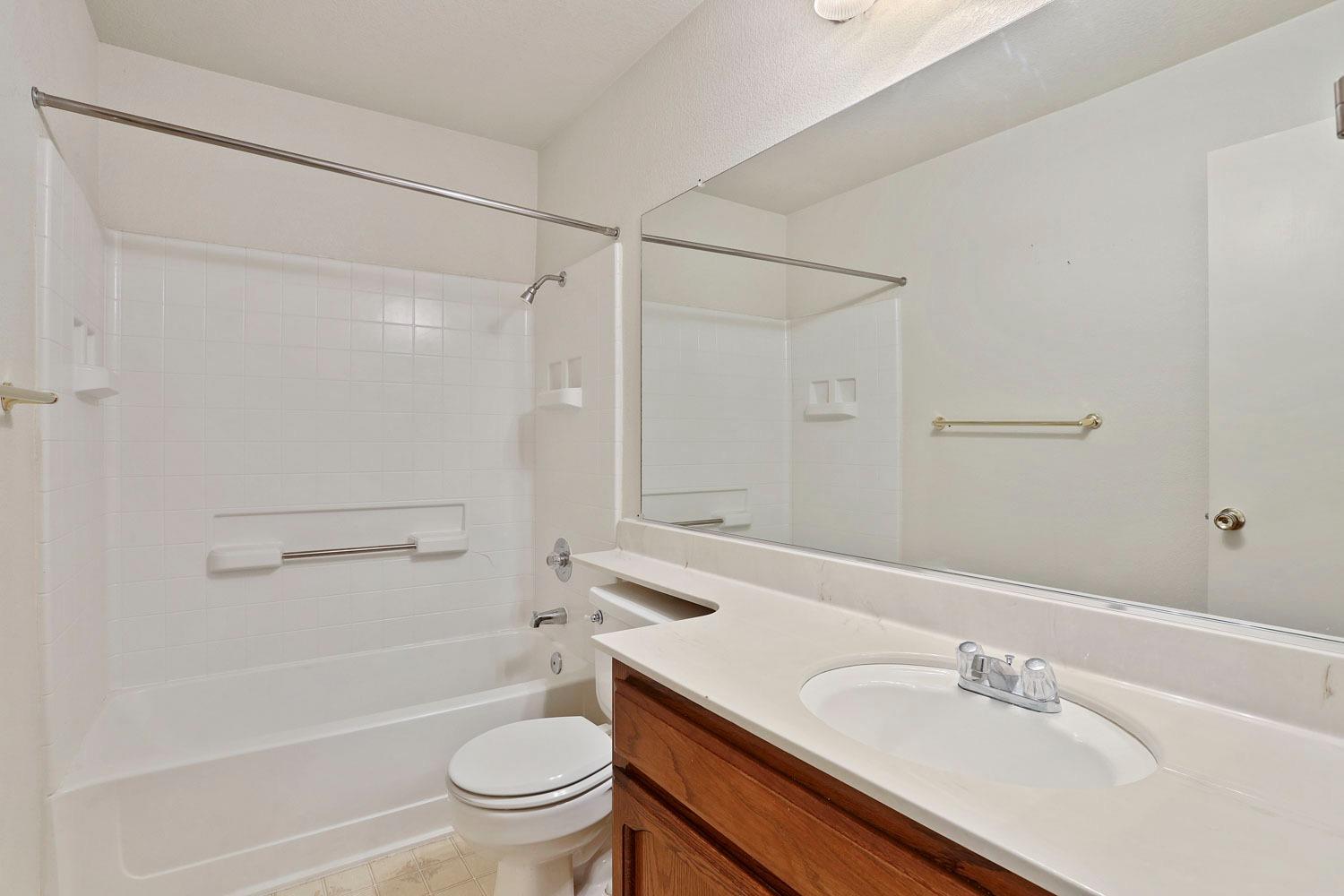 Detail Gallery Image 29 of 43 For 1720 Swenson Ct, Stockton,  CA 95206 - 3 Beds | 2 Baths