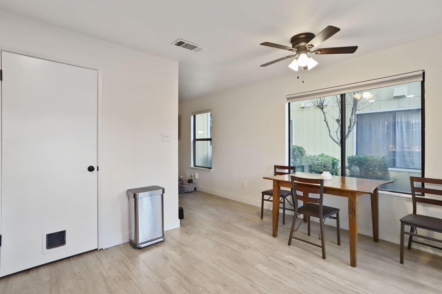 Detail Gallery Image 9 of 27 For 1311 W Century Blvd #53,  Lodi,  CA 95242 - 2 Beds | 2 Baths