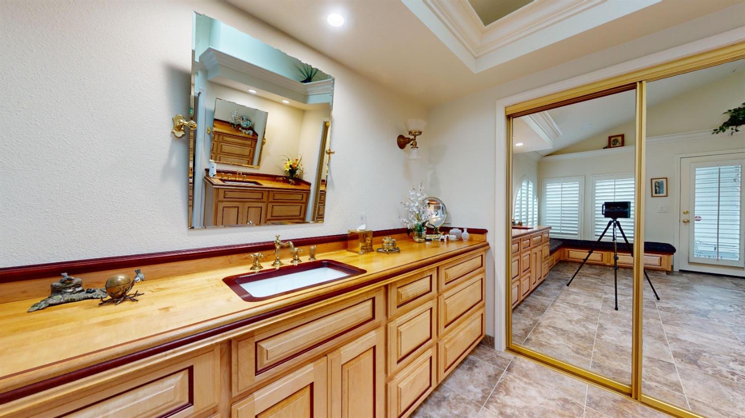 Detail Gallery Image 20 of 85 For 1104 Country Club Dr, Modesto,  CA 95356 - 4 Beds | 3/1 Baths