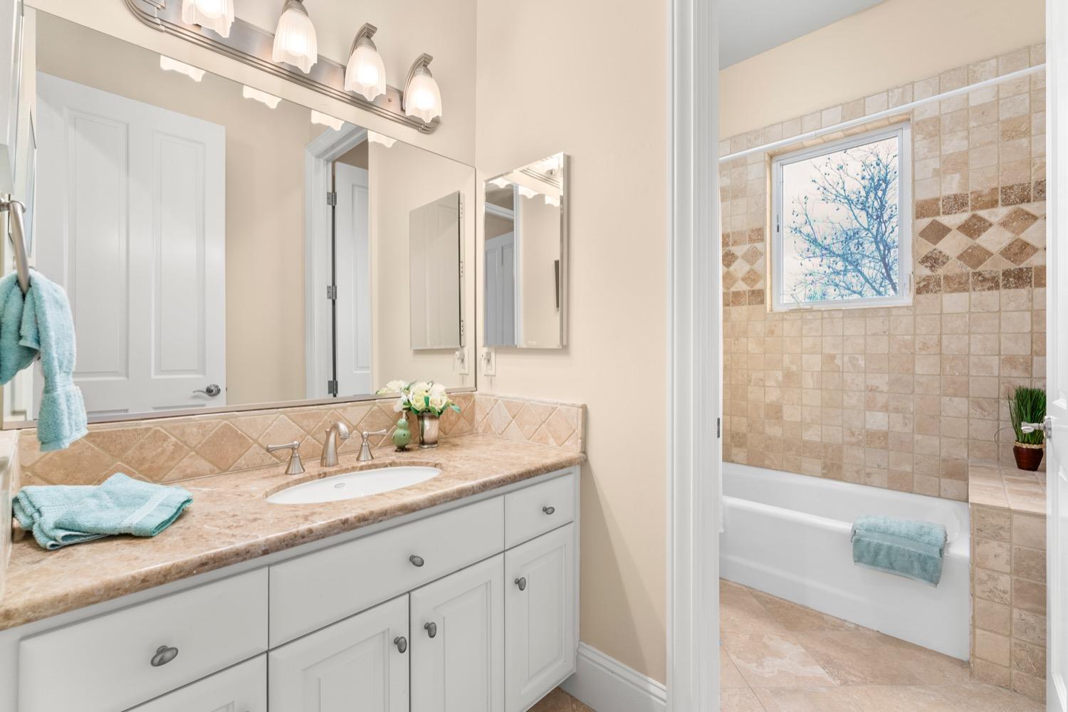 Detail Gallery Image 65 of 87 For 9649 Sterling Pointe Ct, Loomis,  CA 95650 - 4 Beds | 4/1 Baths