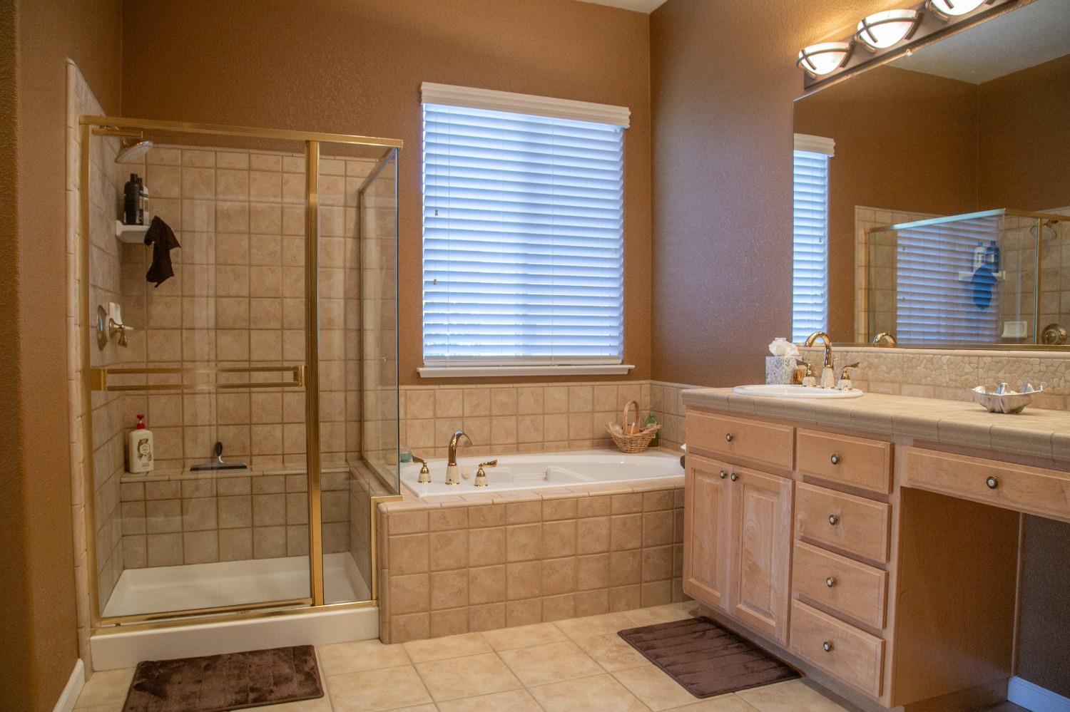Detail Gallery Image 34 of 50 For 208 Rock Ridge, Copperopolis,  CA 95228 - 3 Beds | 2 Baths