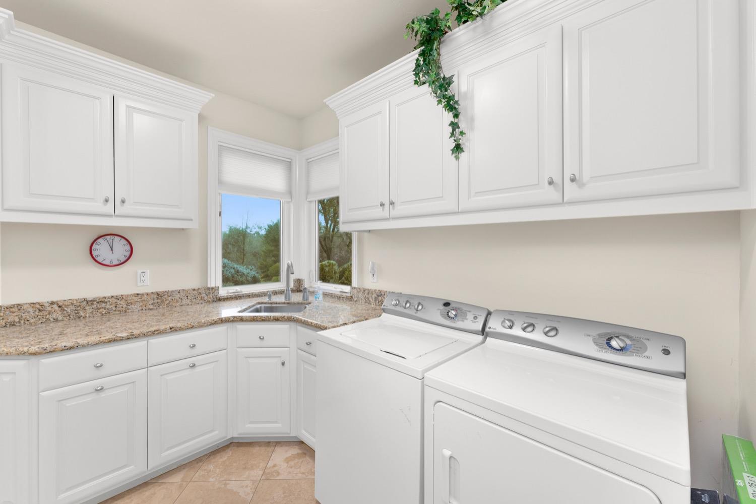 Detail Gallery Image 36 of 87 For 9649 Sterling Pointe Ct, Loomis,  CA 95650 - 4 Beds | 4/1 Baths