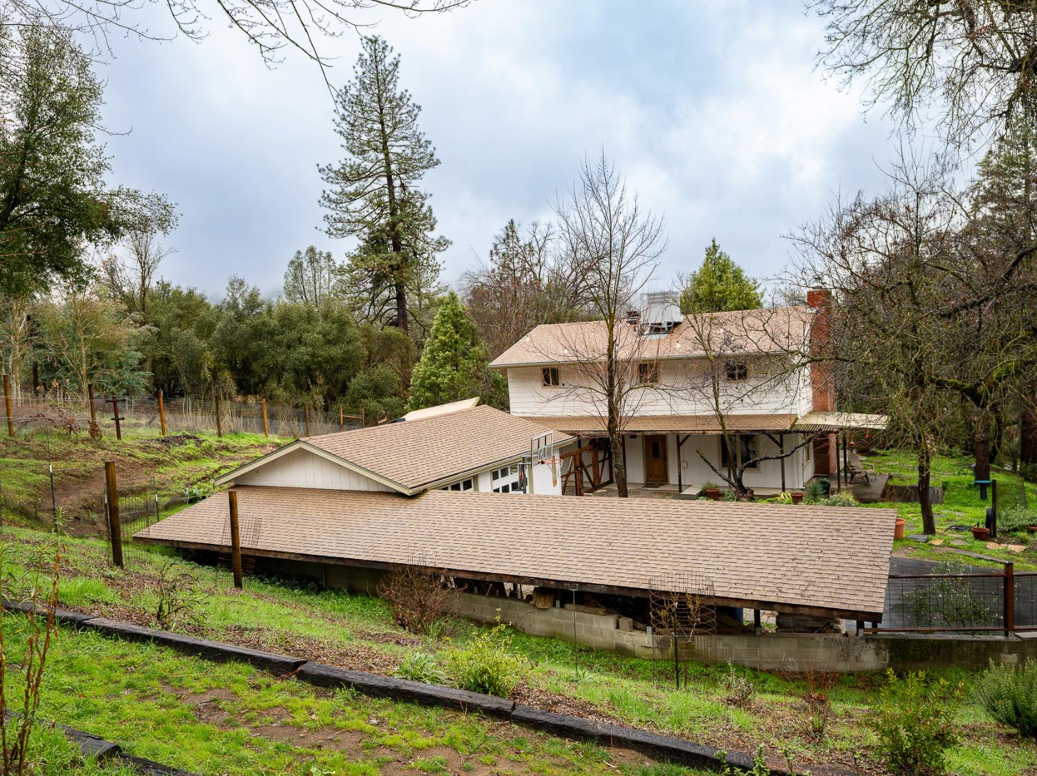 Pamela Place, Oakhurst, California image 36