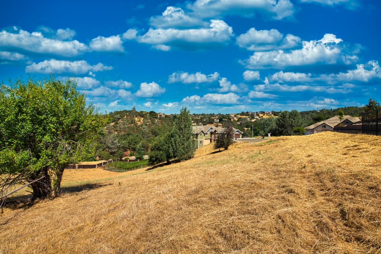 Detail Gallery Image 12 of 26 For 960 Machty Ct, Auburn,  CA 95603 - – Beds | – Baths