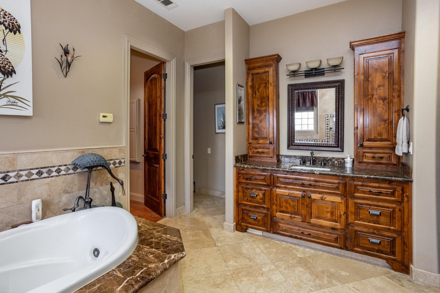 Detail Gallery Image 24 of 40 For 7243 Autrey Ct, Oakdale,  CA 95361 - 4 Beds | 3/2 Baths