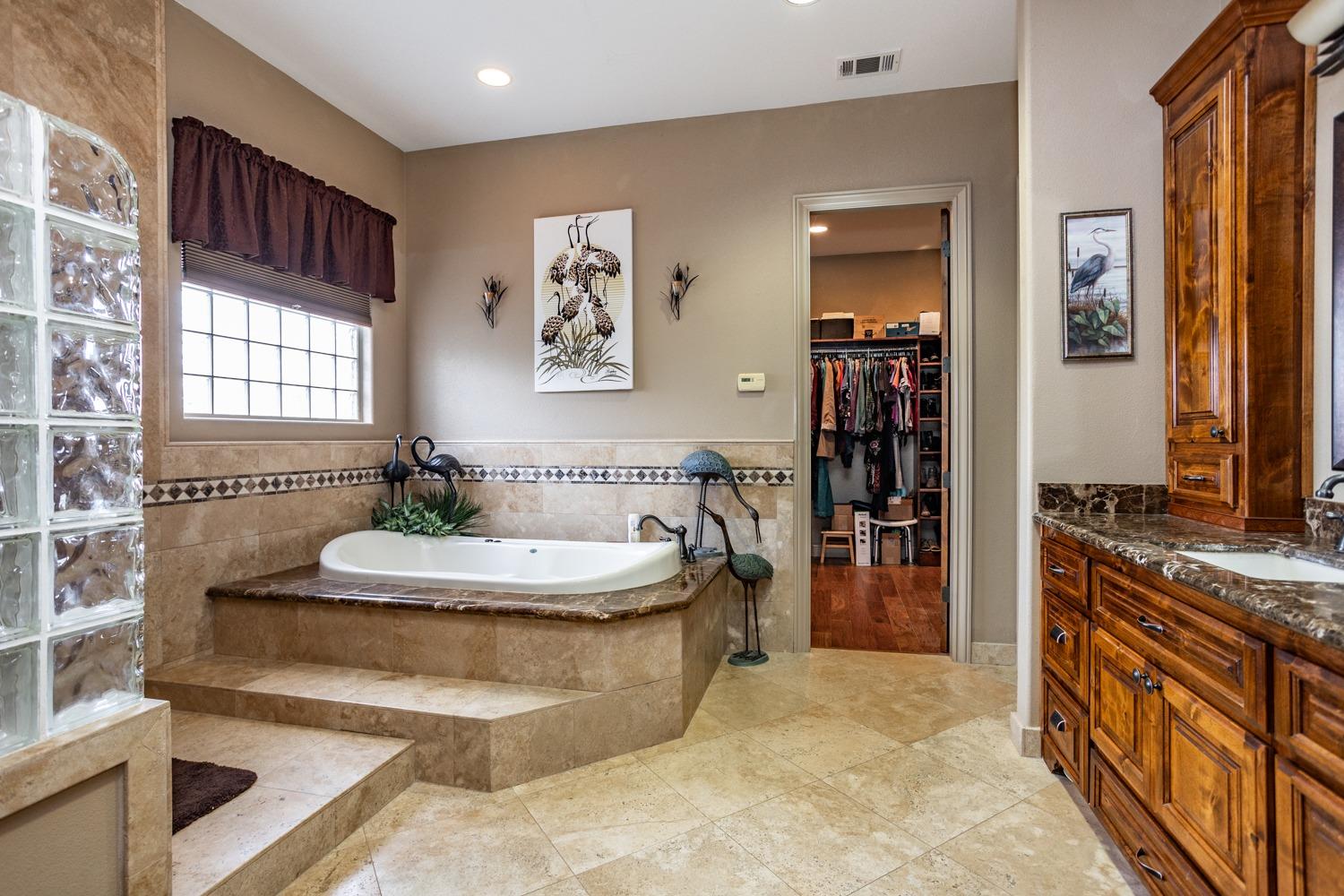 Detail Gallery Image 20 of 40 For 7243 Autrey Ct, Oakdale,  CA 95361 - 4 Beds | 3/2 Baths