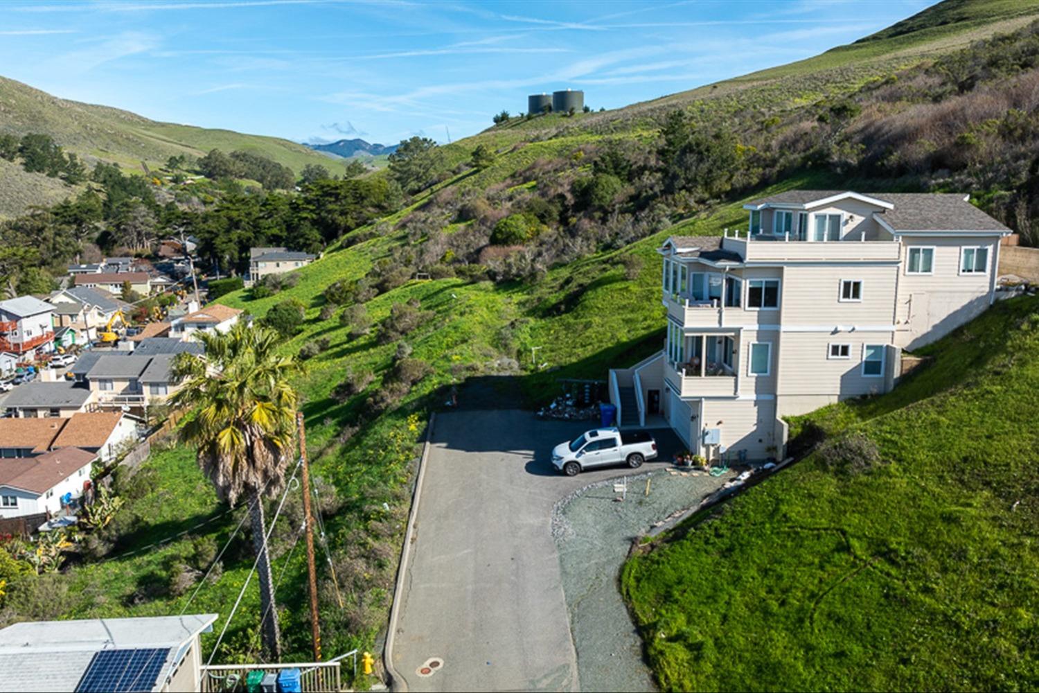 Cerro Gordo Avenue, Cayucos, California image 9