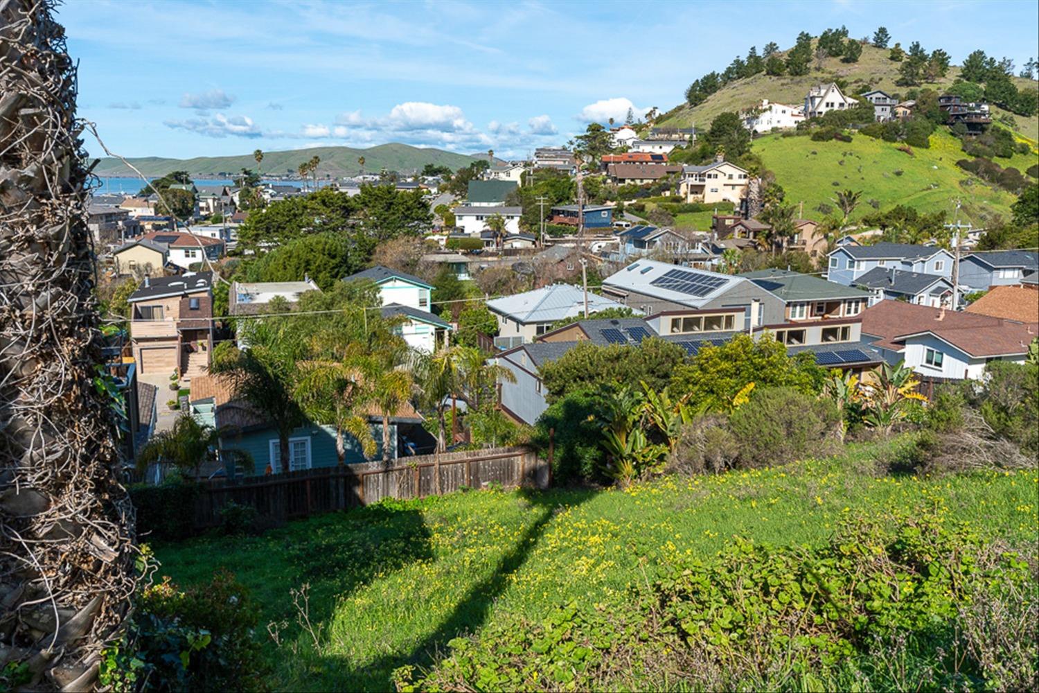 Cerro Gordo Avenue, Cayucos, California image 4