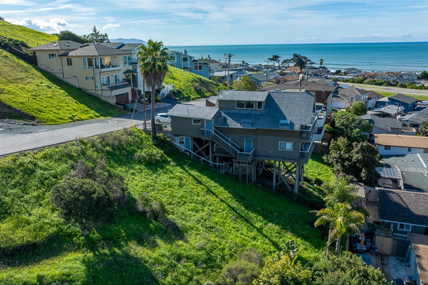 Cerro Gordo Avenue, Cayucos, California image 10