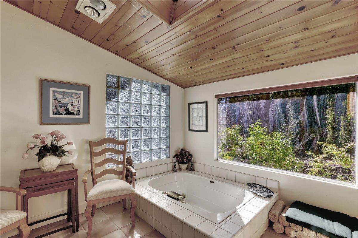 Detail Gallery Image 29 of 85 For 14322 Meadow Dr, Grass Valley,  CA 95945 - 3 Beds | 2 Baths