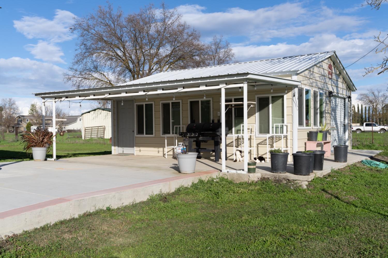 Detail Gallery Image 6 of 49 For 3262 Mccoy Rd, Colusa,  CA 95932 - 3 Beds | 2 Baths