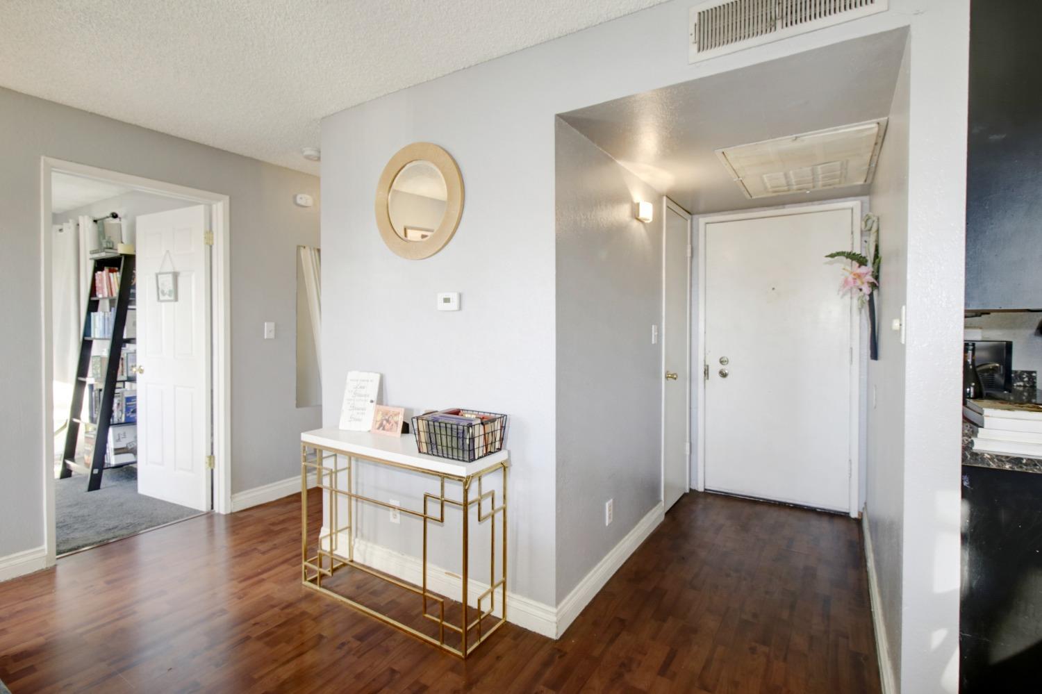 Detail Gallery Image 6 of 32 For 4332 Pacific Ave #30,  Stockton,  CA 95207 - 2 Beds | 1 Baths
