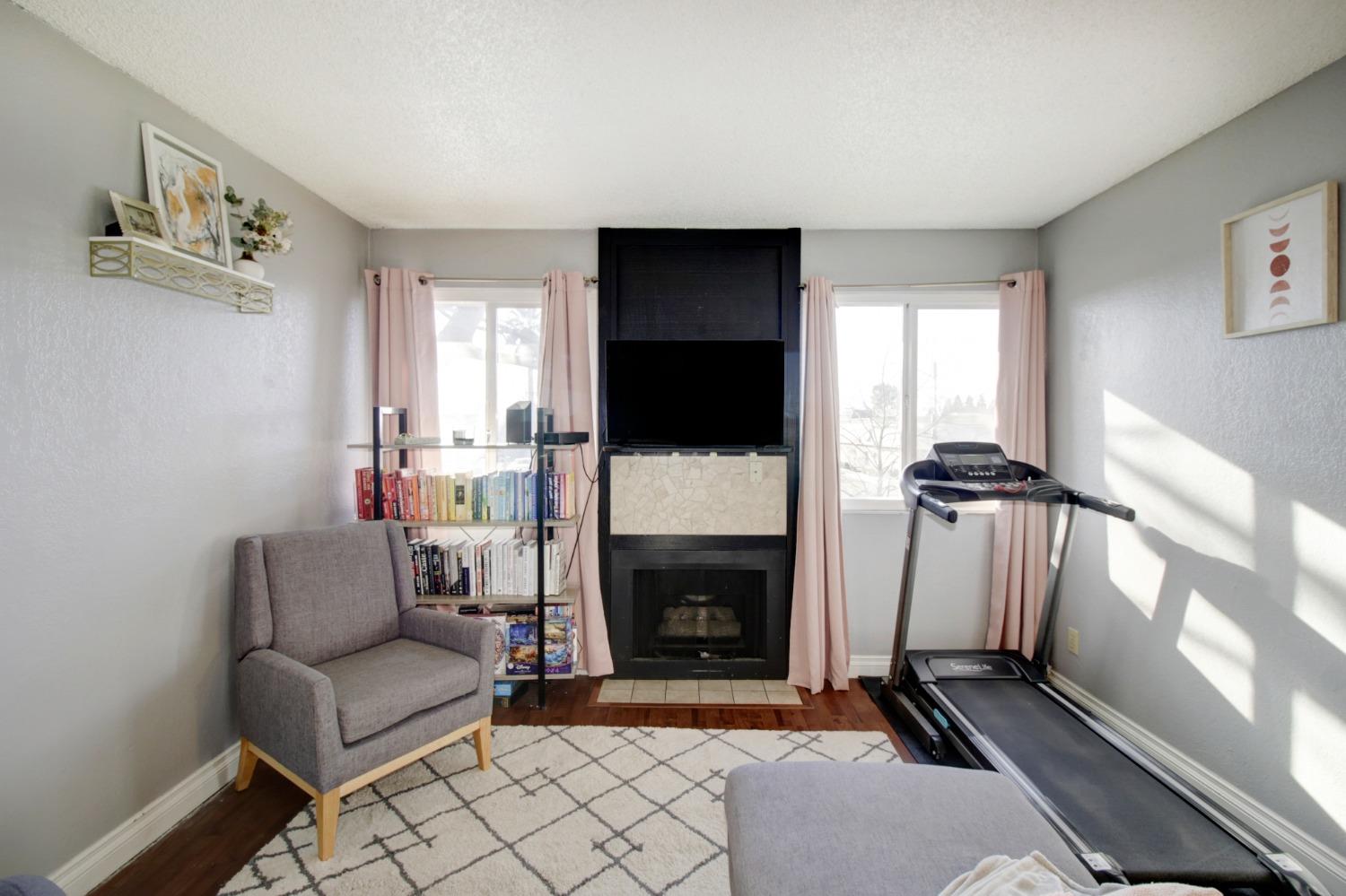 Detail Gallery Image 9 of 32 For 4332 Pacific Ave #30,  Stockton,  CA 95207 - 2 Beds | 1 Baths