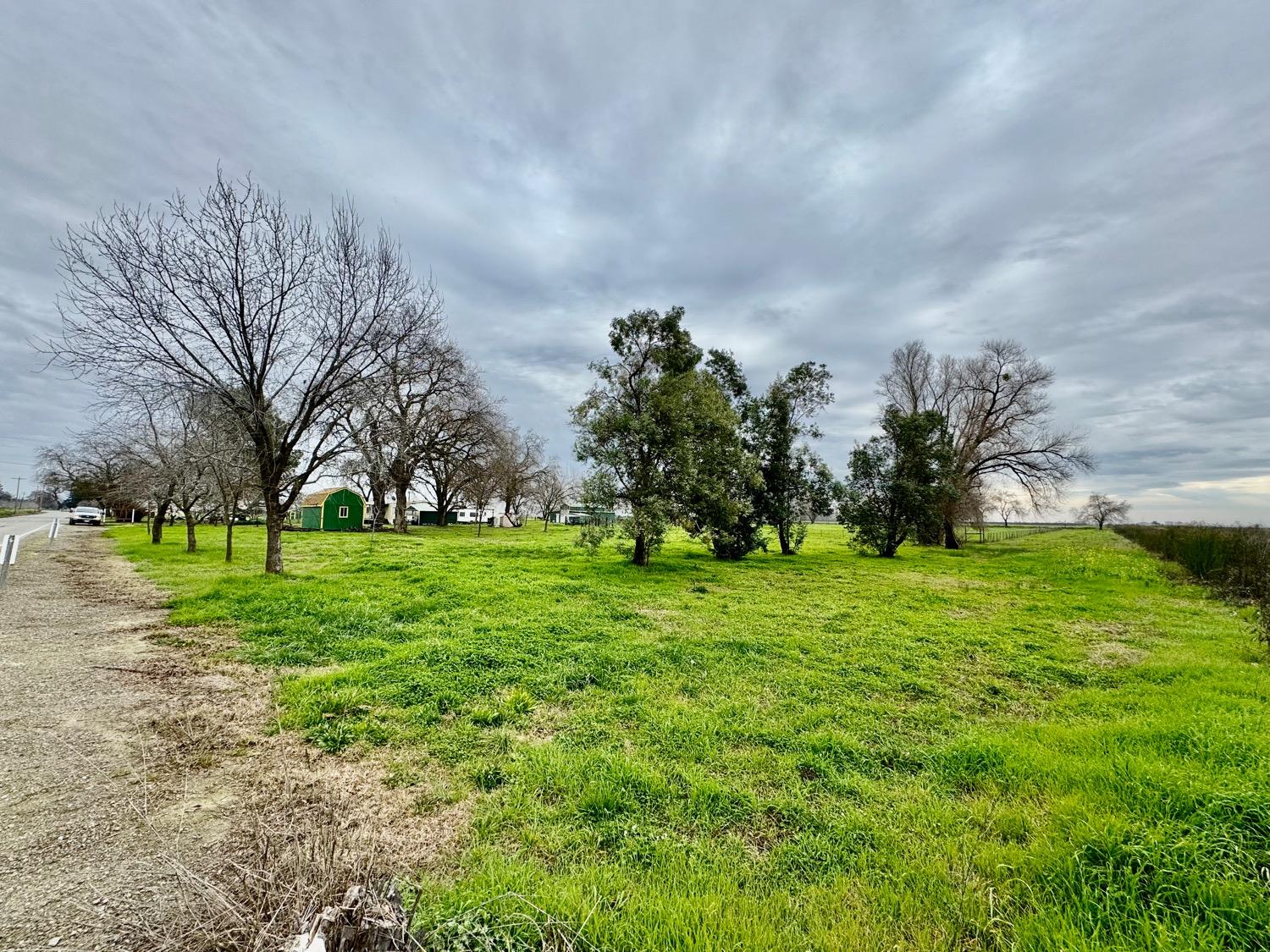Lincoln Road, Yuba City, California image 7