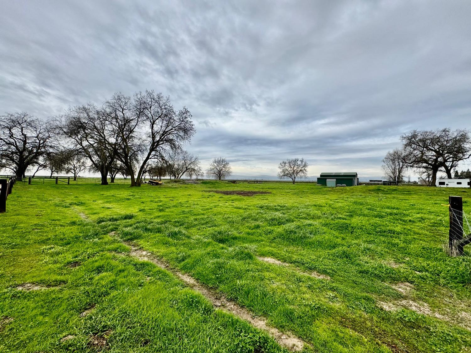 Lincoln Road, Yuba City, California image 12