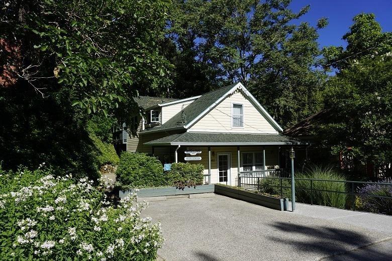 Photo of 411 Coyote St in Nevada City, CA