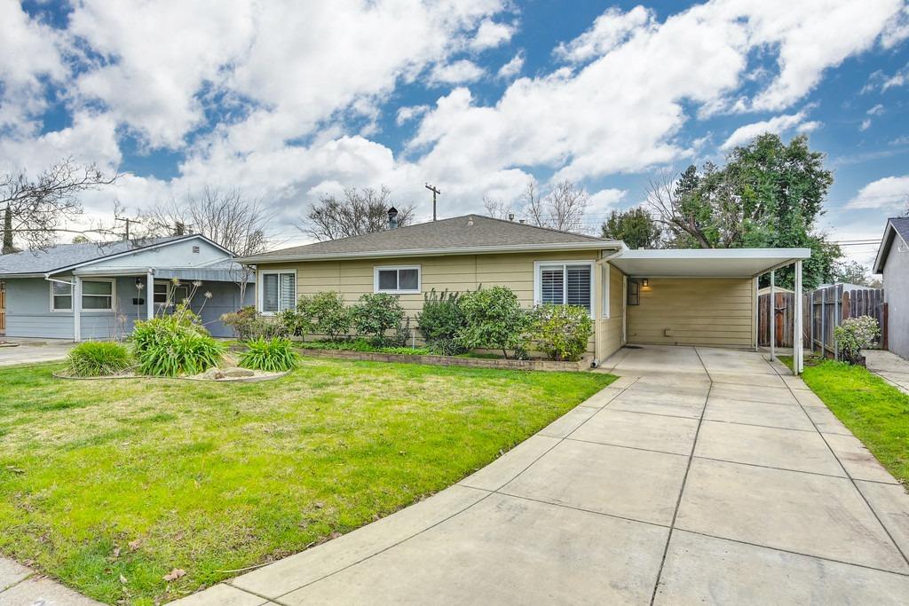 Detail Gallery Image 1 of 1 For 3408 Wemberley Dr, Sacramento,  CA 95864 - 2 Beds | 1 Baths