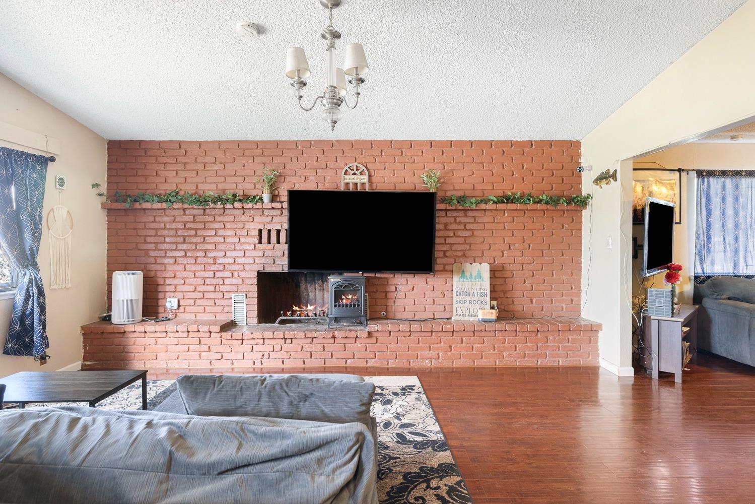 Detail Gallery Image 11 of 32 For 2432 Beachwood Dr, Merced,  CA 95348 - 4 Beds | 2 Baths