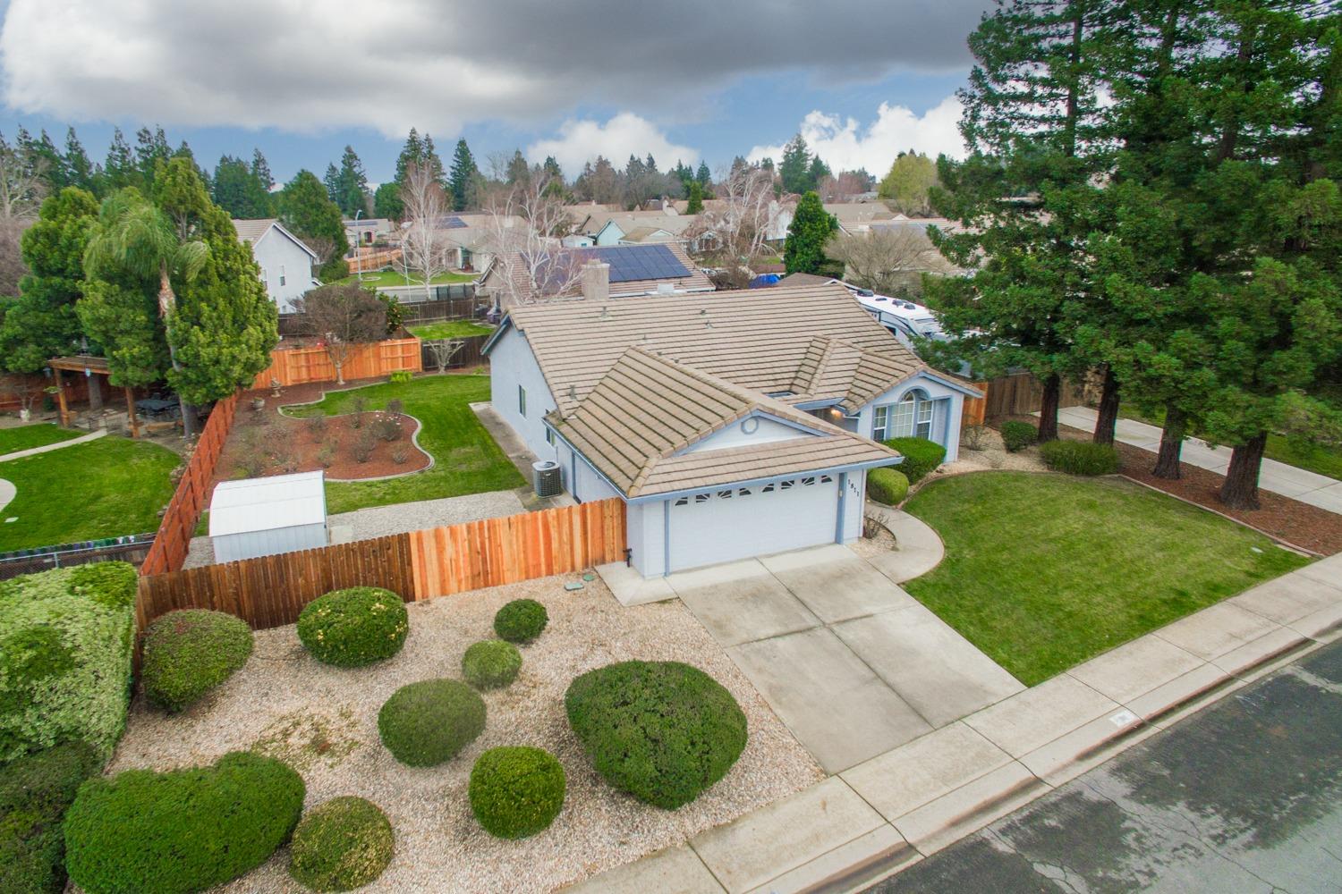 Detail Gallery Image 1 of 1 For 1811 Williamsburg Dr, Yuba City,  CA 95993 - 3 Beds | 2 Baths