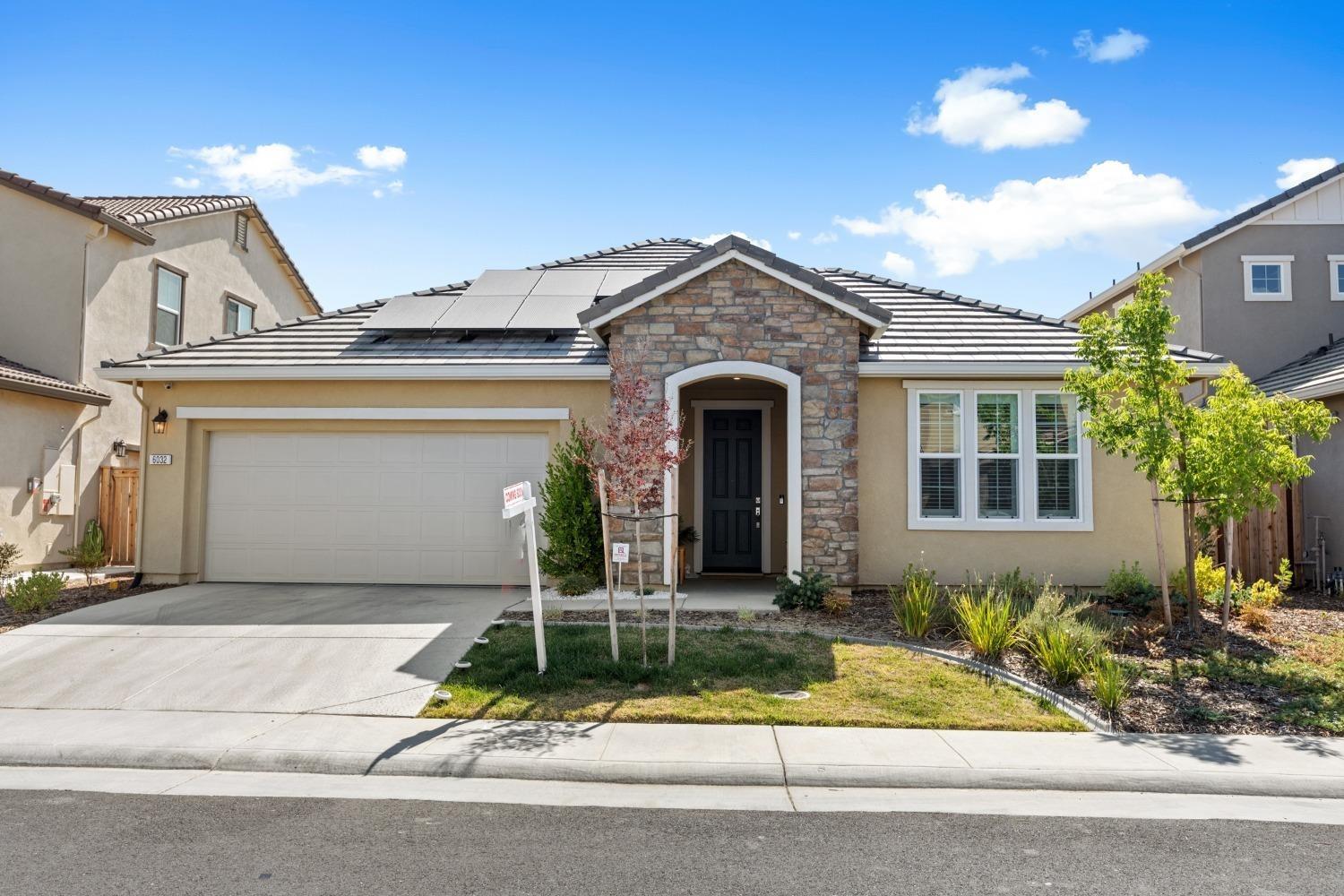 Photo of 6032 Summerwind Dr in Roseville, CA