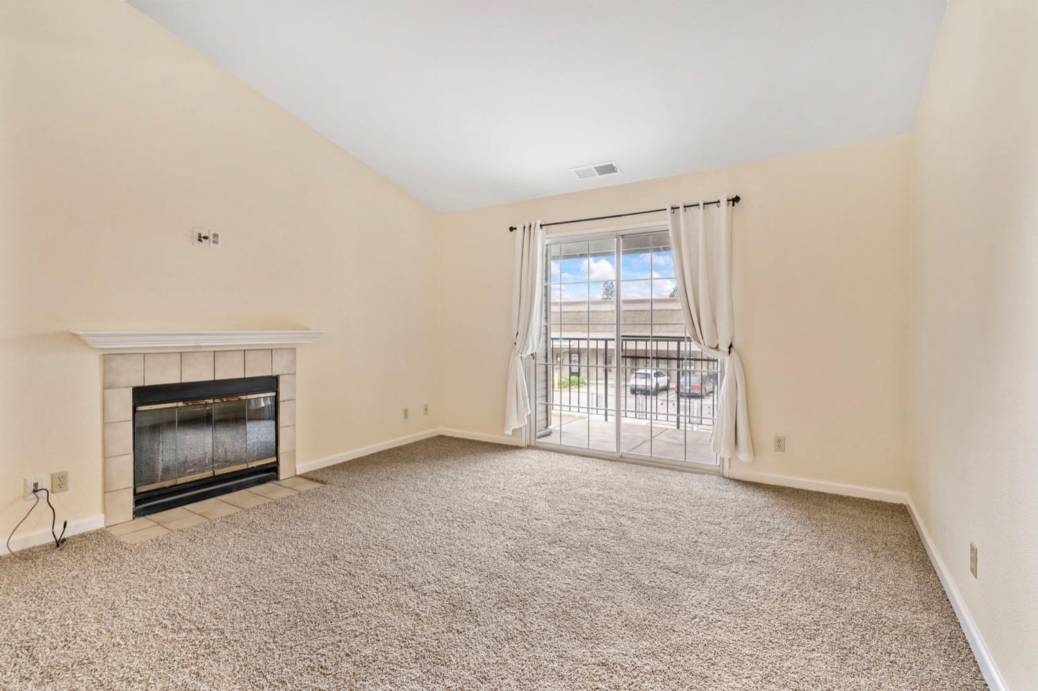 Detail Gallery Image 21 of 55 For 2400 Eilers Ln #1902,  Lodi,  CA 95242 - 2 Beds | 2 Baths