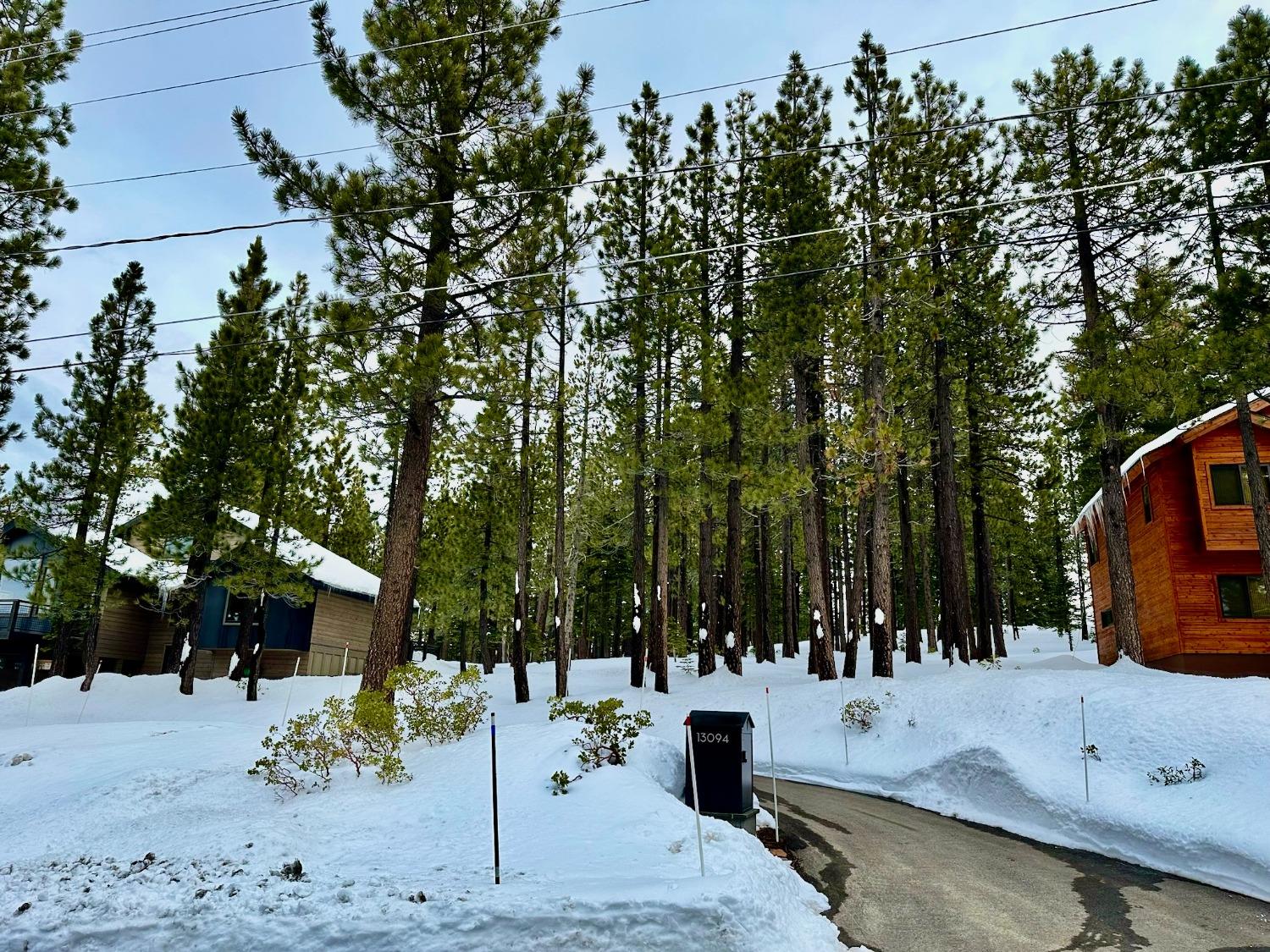 192 Roundhill Drive, Truckee, California image 17