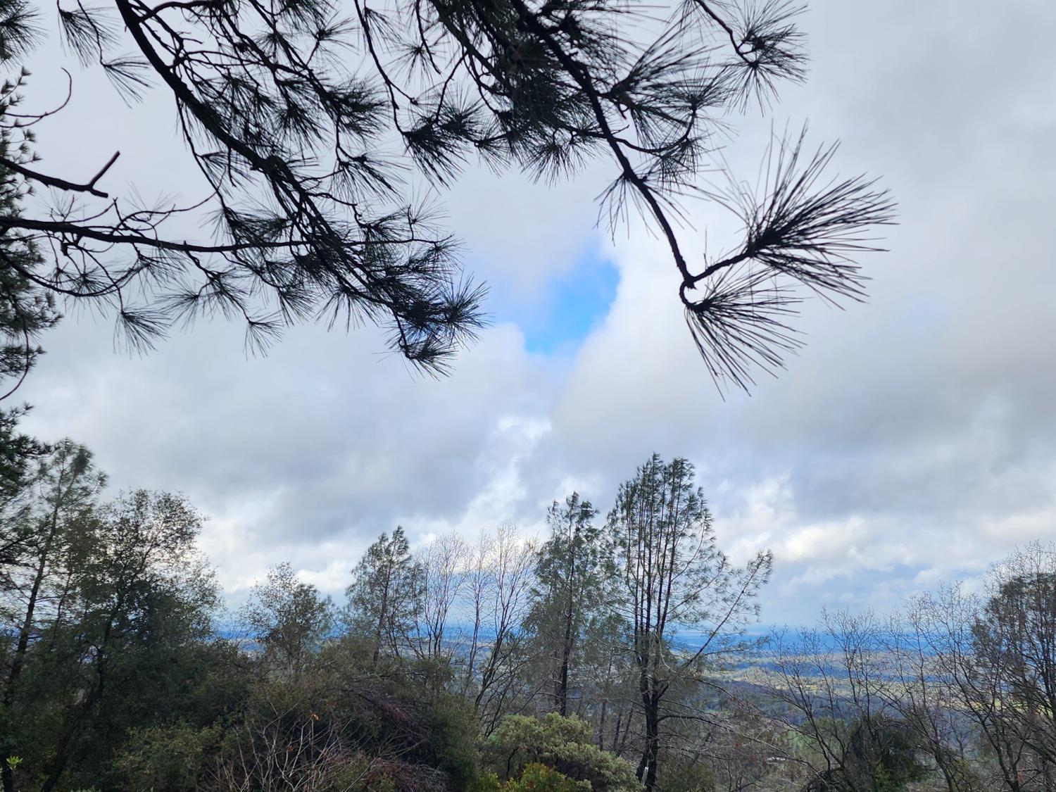 Stellar Road, Grass Valley, California image 8