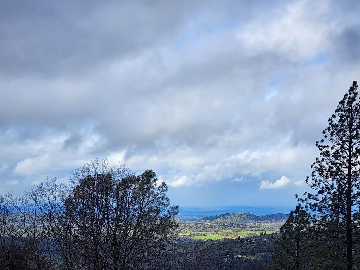 Stellar Road, Grass Valley, California image 11