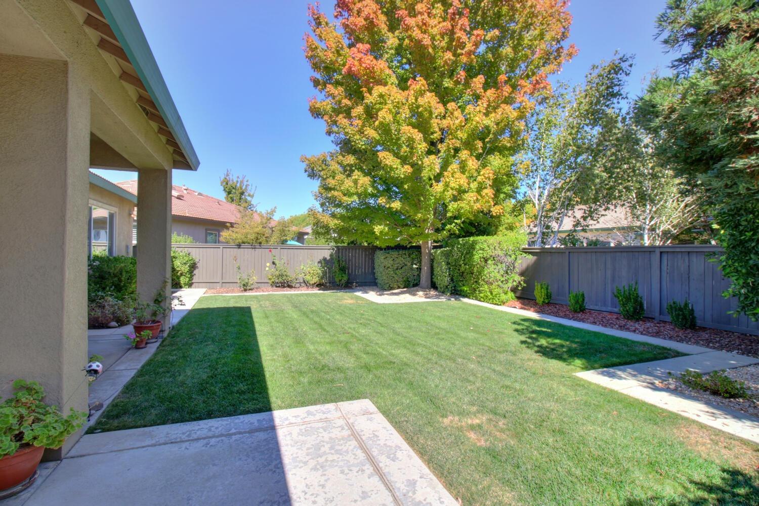 Detail Gallery Image 30 of 48 For 2817 Robinson Creek Ln, Elk Grove,  CA 95758 - 2 Beds | 2 Baths