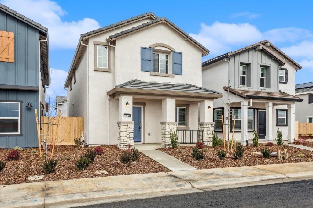 Detail Gallery Image 1 of 1 For 12153 S Coal Creek Way, Rancho Cordova,  CA 95742 - 3 Beds | 2/1 Baths