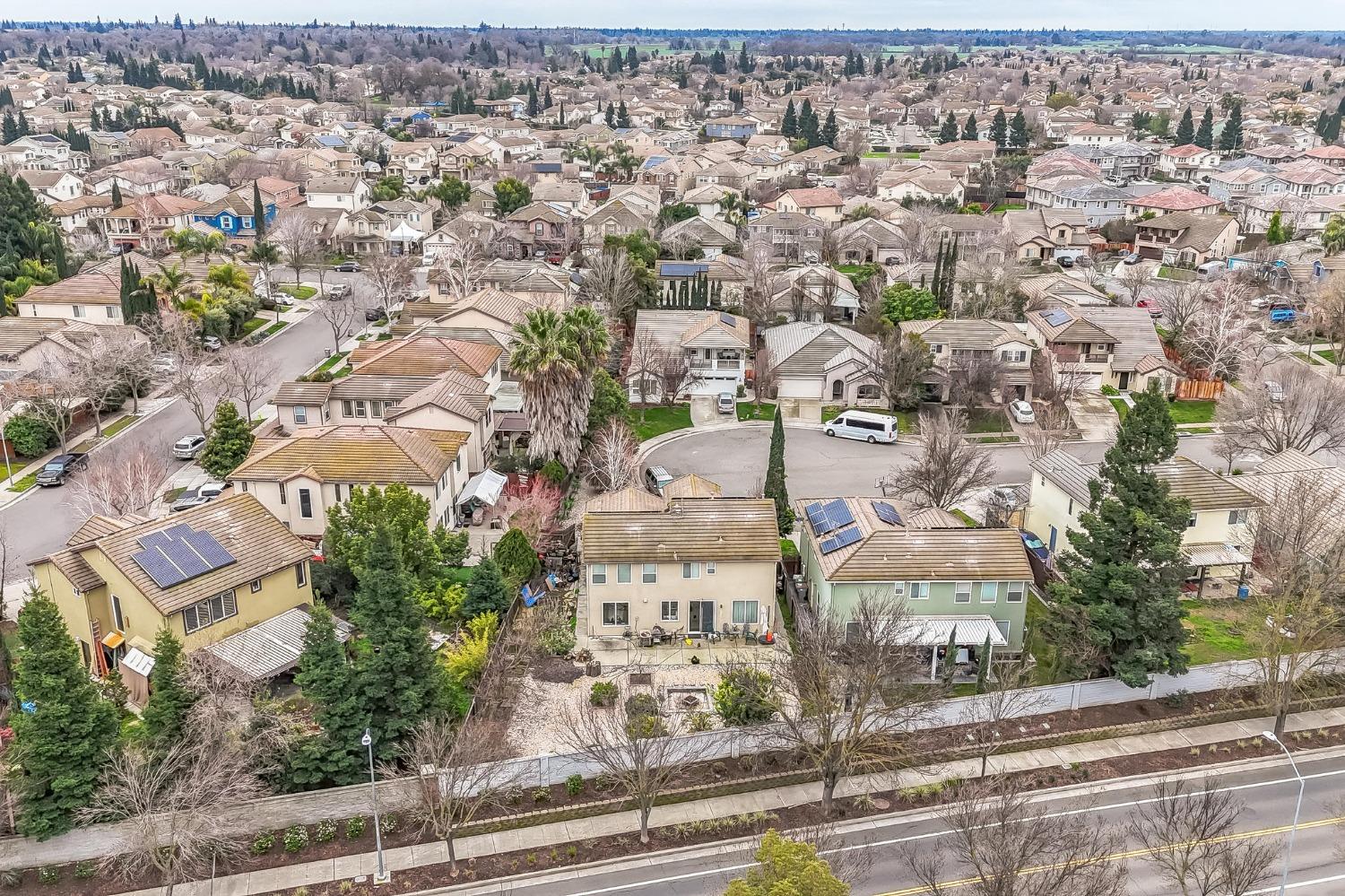 Grant Court, West Sacramento, California image 7