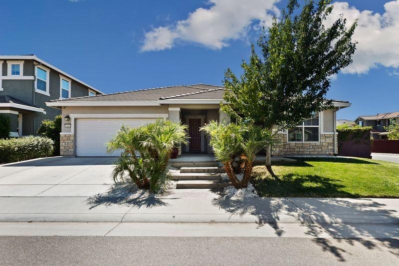 Photo of 6185 Garland Wy in Roseville, CA