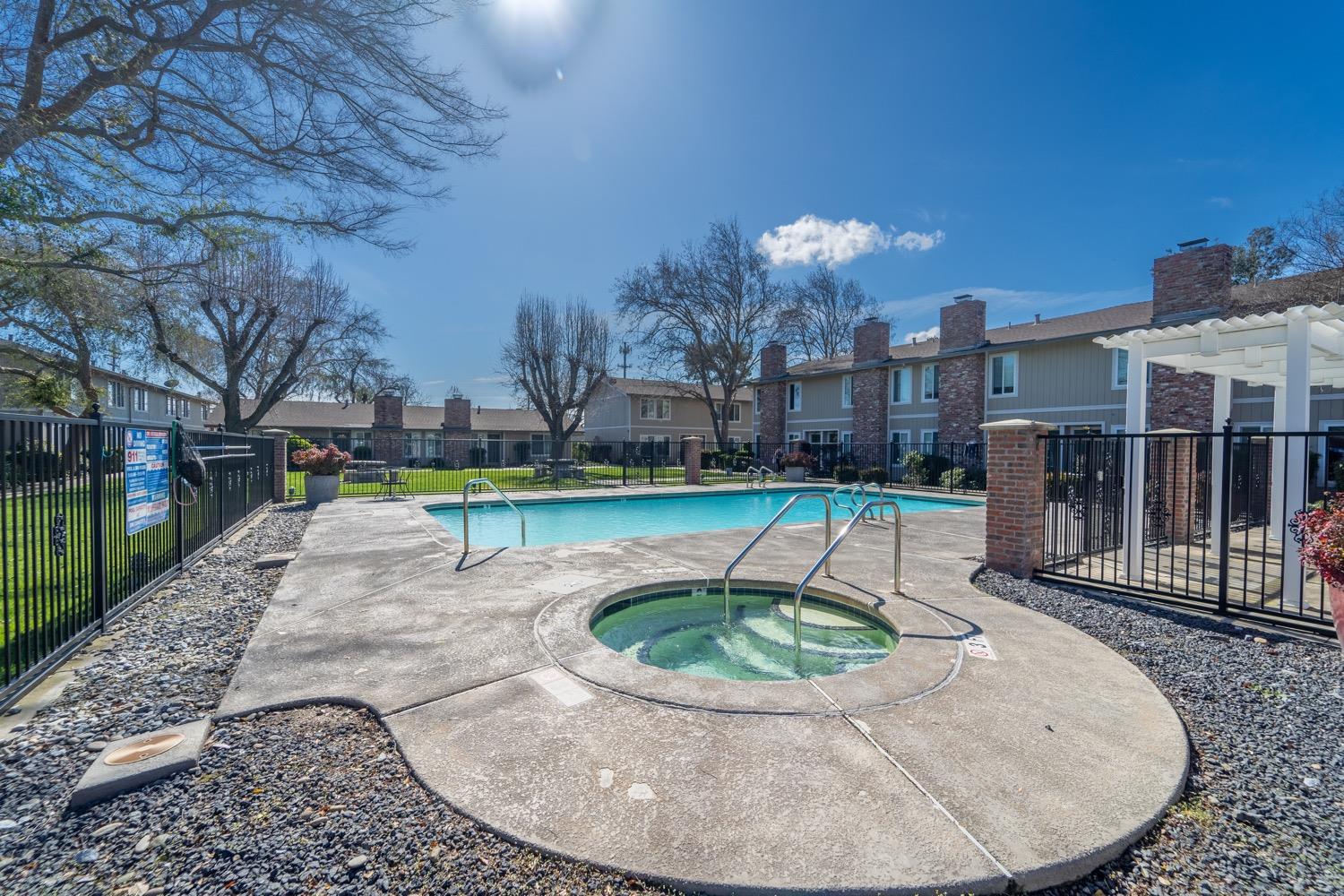 Detail Gallery Image 6 of 24 For 1177 Norwegian Ave #34,  Modesto,  CA 95350 - 2 Beds | 2 Baths