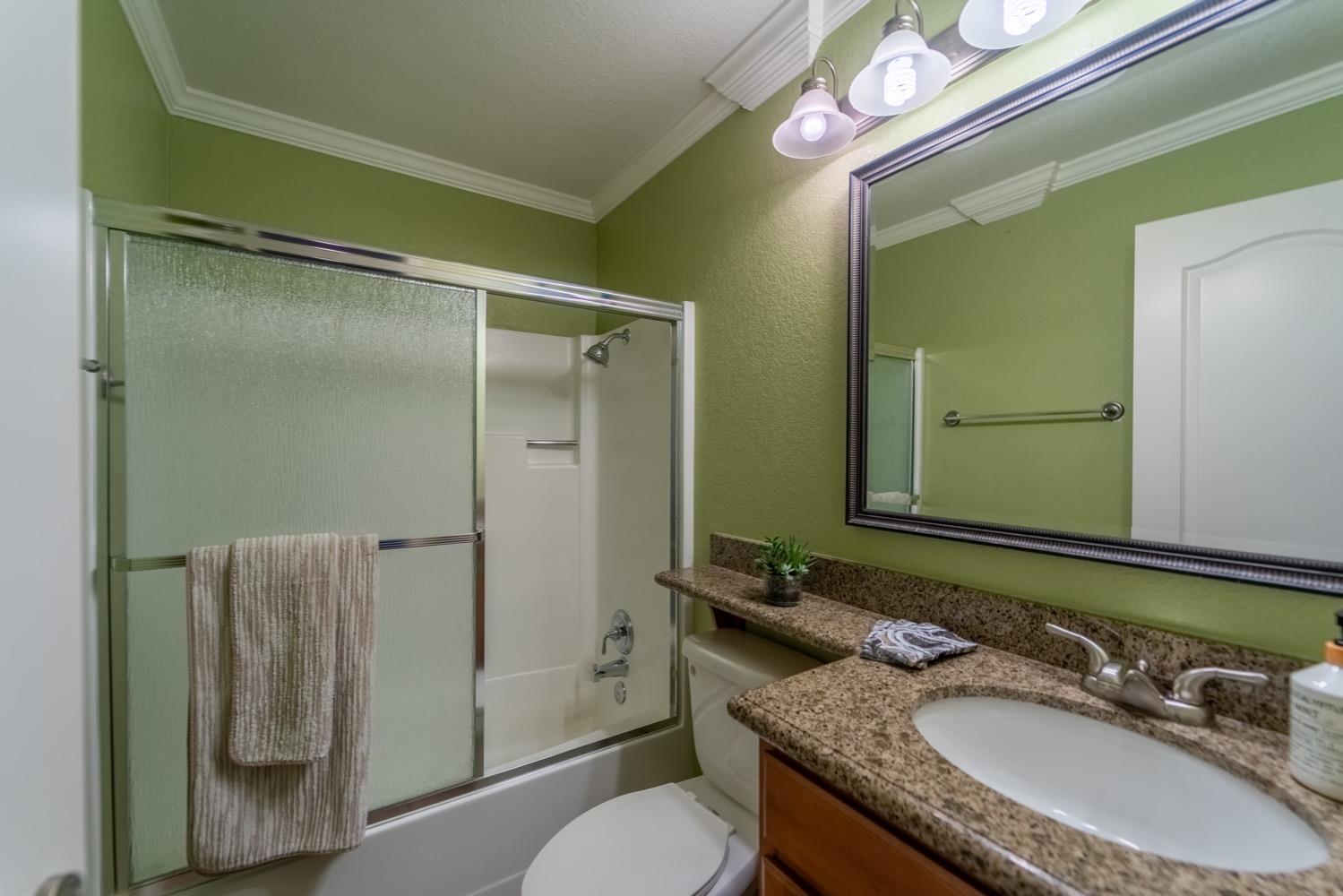 Detail Gallery Image 9 of 24 For 1177 Norwegian Ave #34,  Modesto,  CA 95350 - 2 Beds | 2 Baths