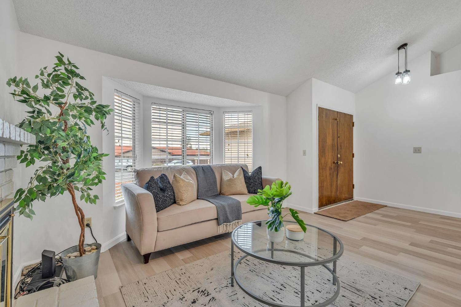 Maywood Way, Antioch, California image 11