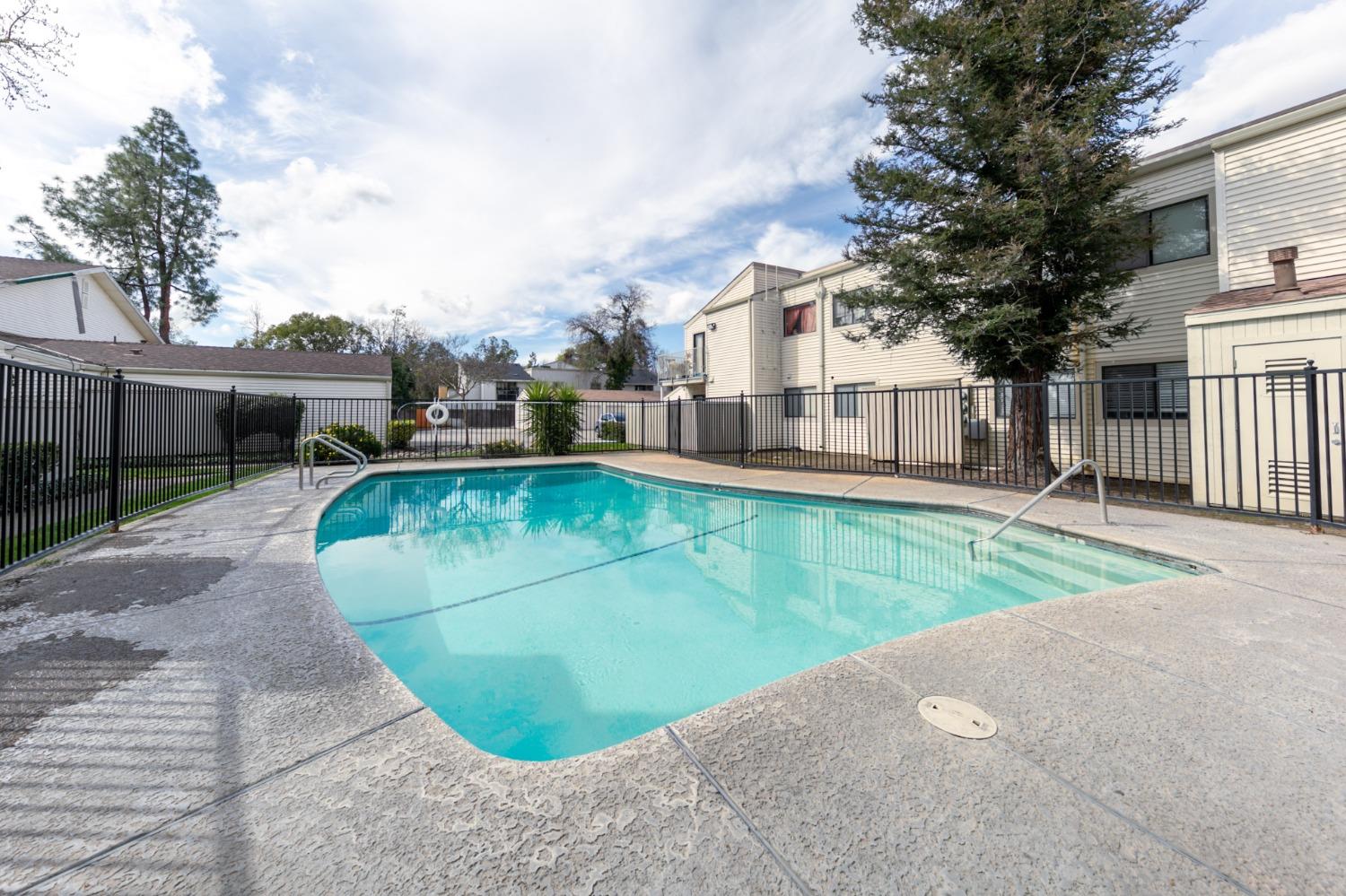 Detail Gallery Image 24 of 27 For 2524 Winchester Dr #1,  Lodi,  CA 95240 - 2 Beds | 1 Baths