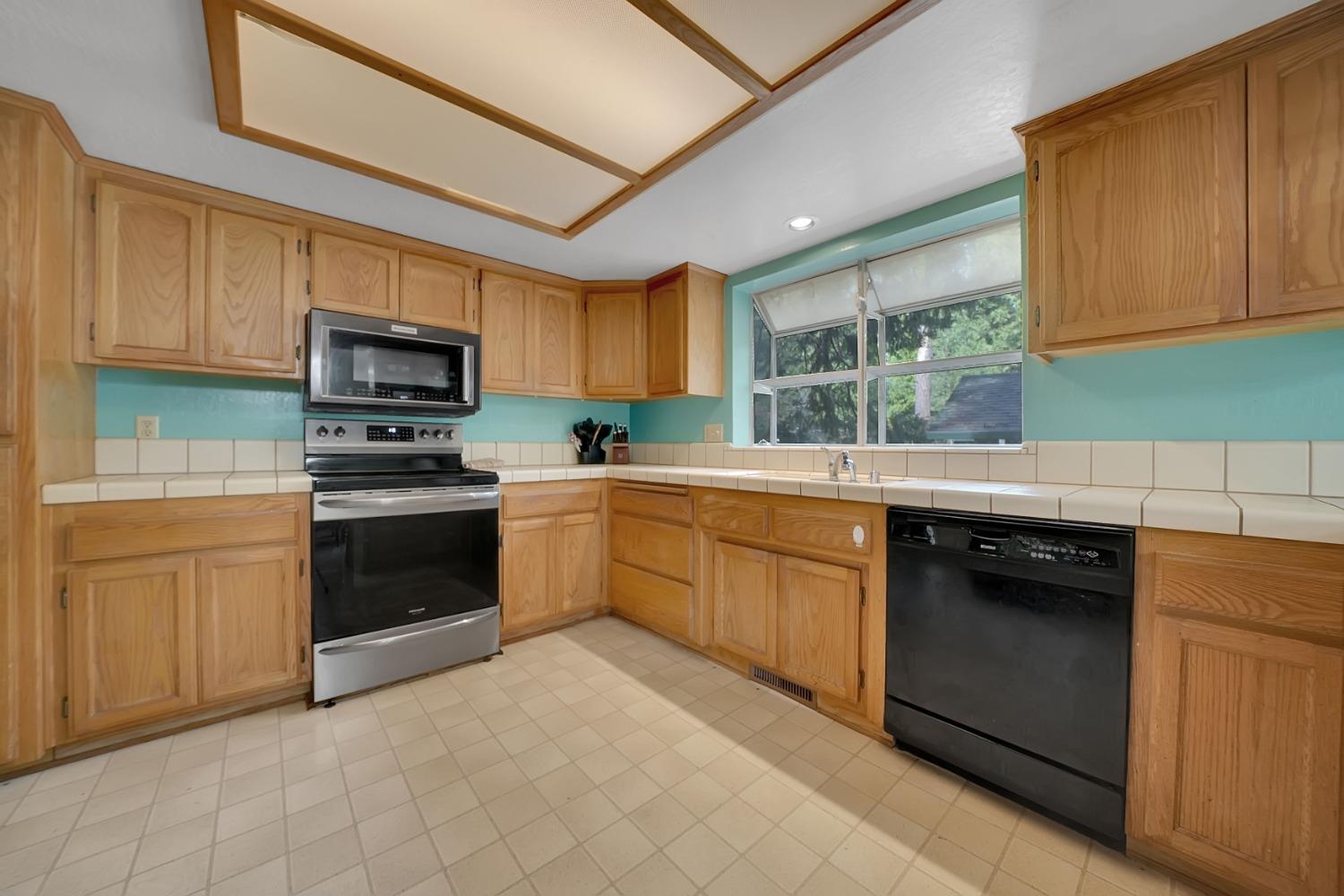 Fairway Drive, Pioneer, California image 14