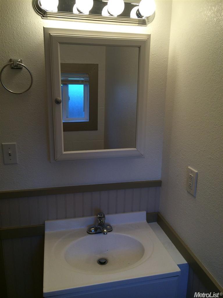 Detail Gallery Image 17 of 26 For 1109 Center Ave, Dos Palos,  CA 93620 - – Beds | – Baths