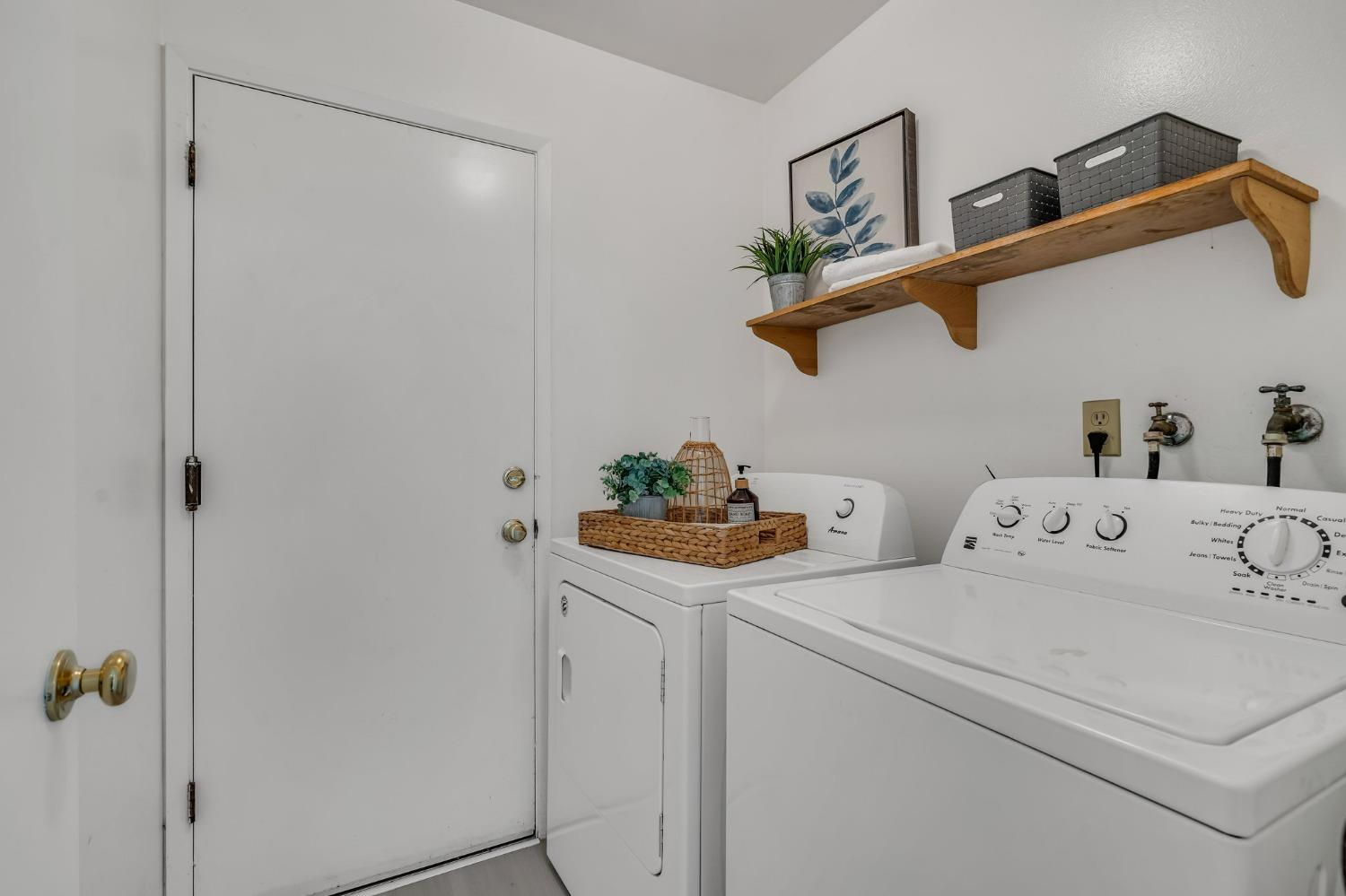 Maywood Way, Antioch, California image 23