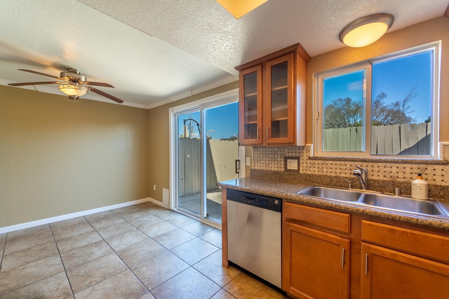 Detail Gallery Image 22 of 24 For 1177 Norwegian Ave #34,  Modesto,  CA 95350 - 2 Beds | 2 Baths