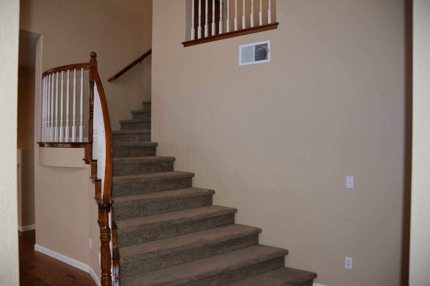 Detail Gallery Image 23 of 43 For 1620 Seven Falls Dr, Modesto,  CA 95355 - 3 Beds | 2/1 Baths