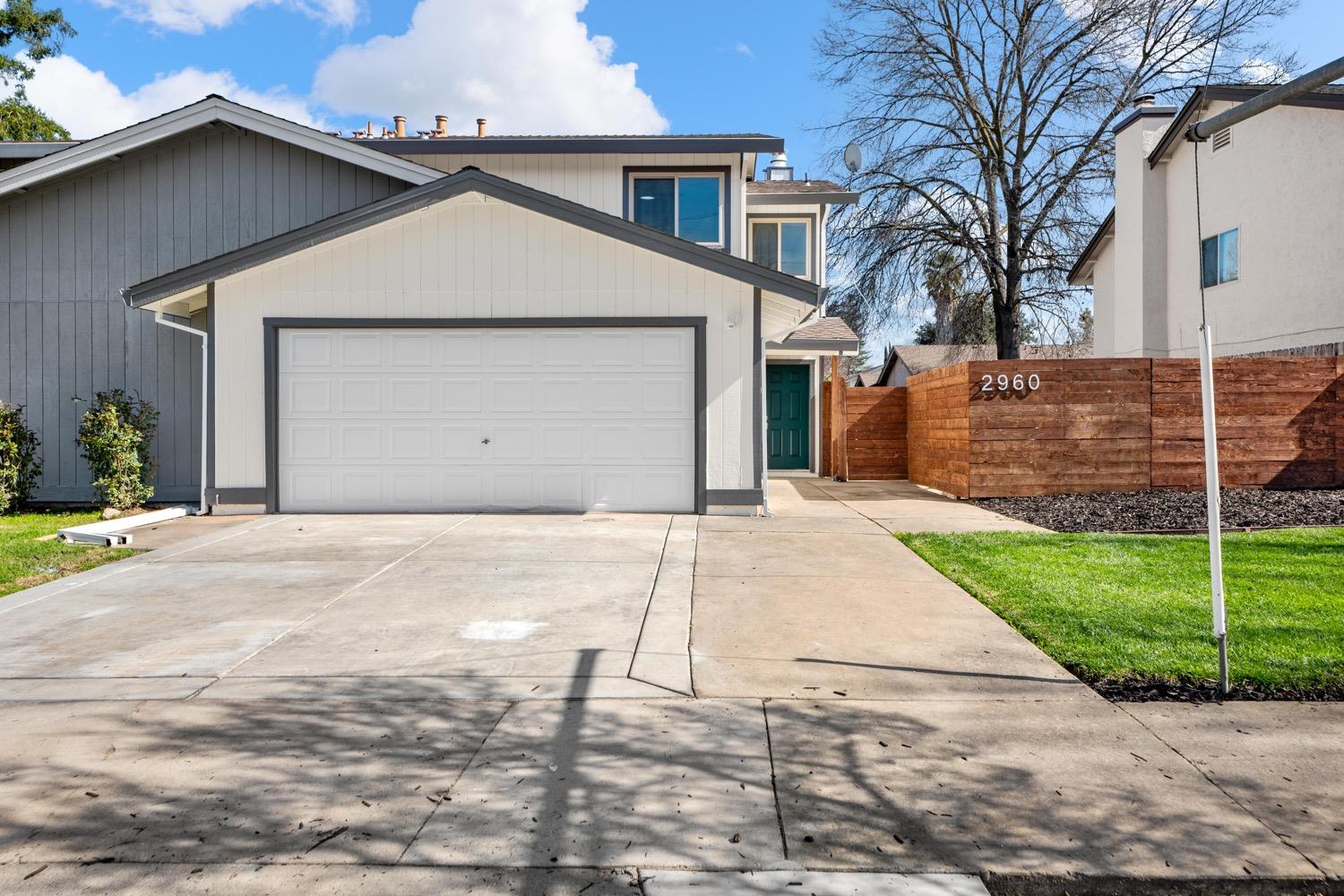 Detail Gallery Image 1 of 1 For 2960 Truxel Rd, Sacramento,  CA 95833 - 3 Beds | 2 Baths