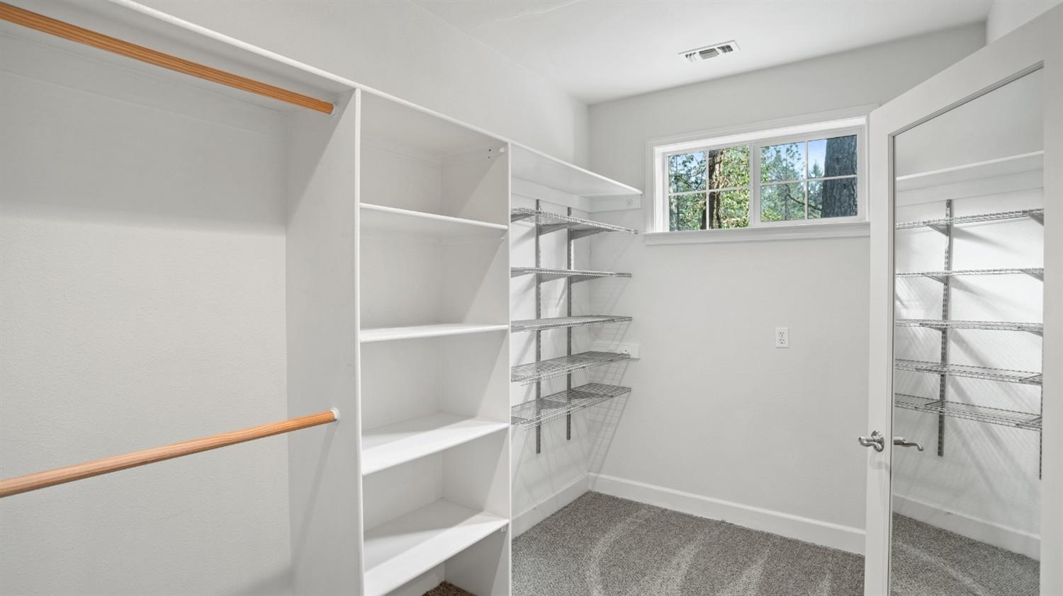 Detail Gallery Image 27 of 80 For 5800 Timberland Dr, Foresthill,  CA 95631 - 4 Beds | 2/1 Baths