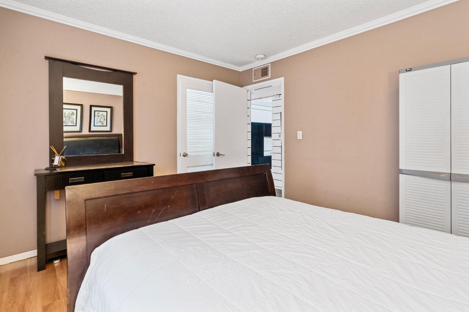 Detail Gallery Image 21 of 27 For 2421 Country Club Blvd #7,  Stockton,  CA 95204 - 2 Beds | 1 Baths