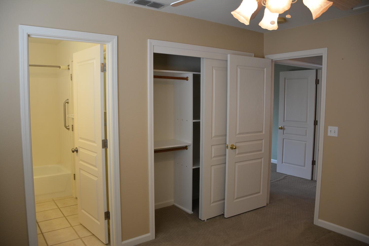 Detail Gallery Image 31 of 43 For 1620 Seven Falls Dr, Modesto,  CA 95355 - 3 Beds | 2/1 Baths