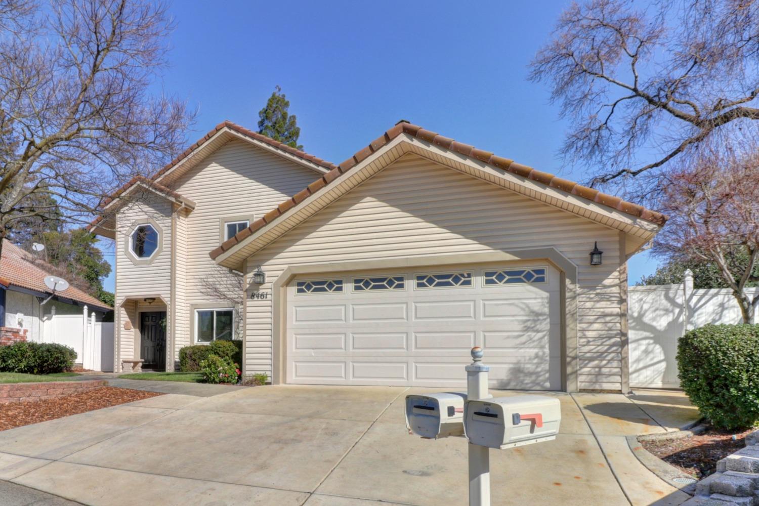 Lonon Court, Orangevale, California image 3