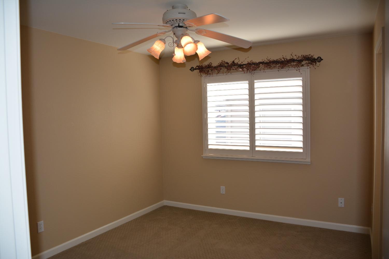 Detail Gallery Image 29 of 43 For 1620 Seven Falls Dr, Modesto,  CA 95355 - 3 Beds | 2/1 Baths