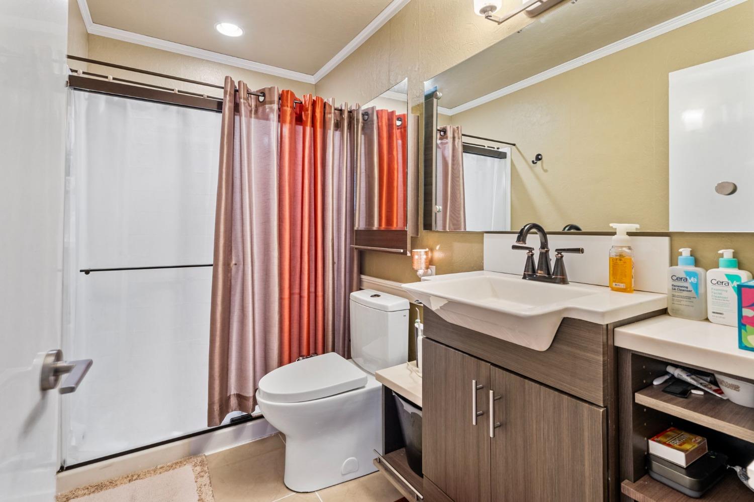 Detail Gallery Image 23 of 27 For 2421 Country Club Blvd #7,  Stockton,  CA 95204 - 2 Beds | 1 Baths