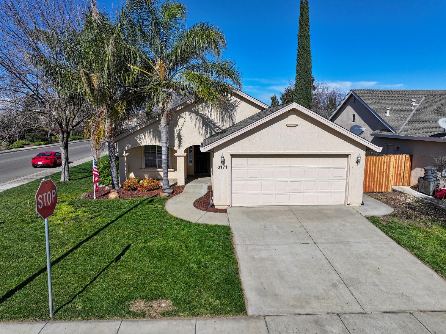Detail Gallery Image 1 of 27 For 3171 Cole Ct, Live Oak,  CA 95953 - 3 Beds | 2 Baths